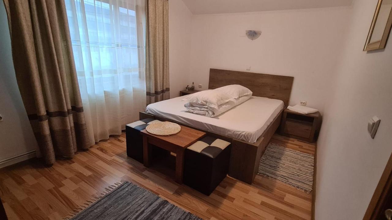 Hanul Ancutei Curtea de Argeş Zewnętrze zdjęcie